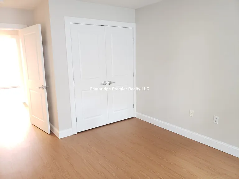 46 Pilgrim St #202 — Photo 5
