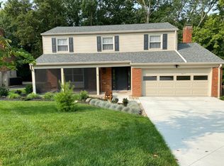 5676 Shady Hollow Ln, Cincinnati, OH 45230