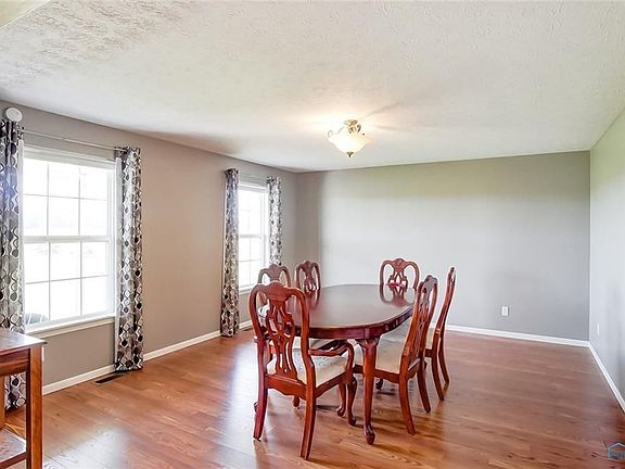 3rd image of 2740 Township Road 42
