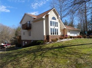 2796 Henderson Mill Rd, Morganton, NC 28655