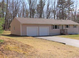 42 Country Club Ln, Merrimack, NH 03054