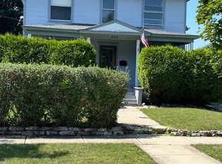 464 Arlington Ave, Elgin, IL 60120