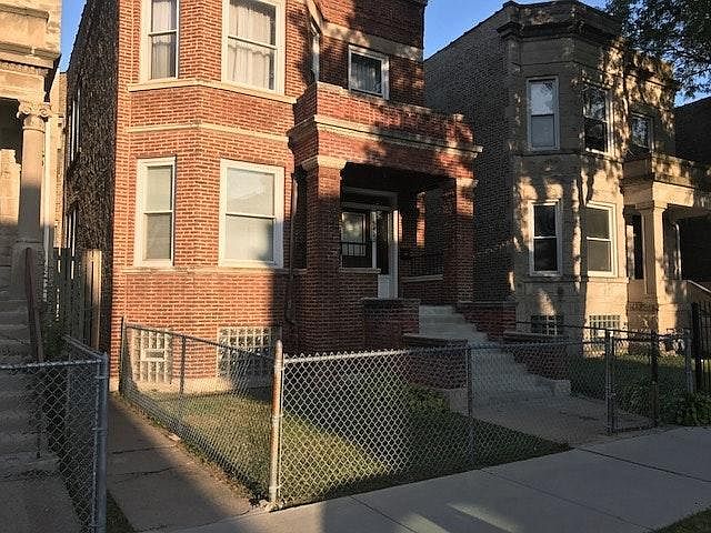 Quiet family oriented tree lined block