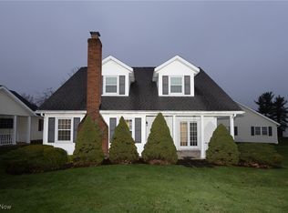 1435 Windrow Ln, Broadview Heights, OH 44147