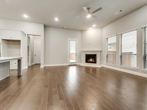 5th image of 17558 Bottlebrush Dr