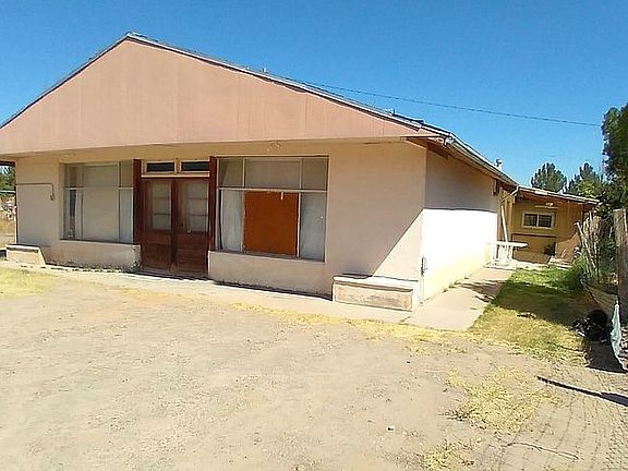 2nd image of 408 Saint Valentine St