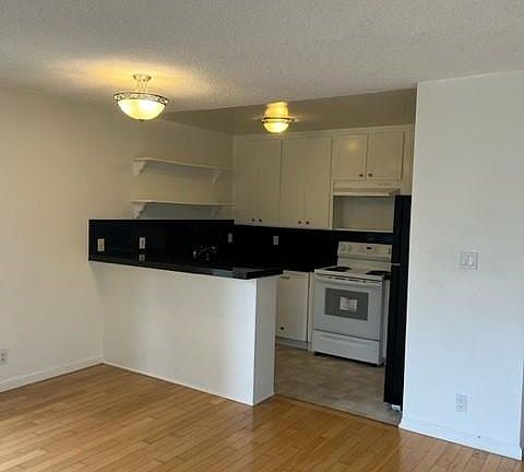 2nd image of 17311 Castellammare Dr APT 2E