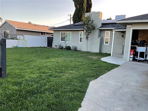 3rd image of 114 S Acacia Ave