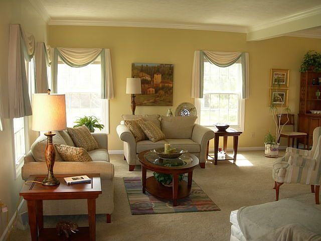 2nd image of 13430 Kingsbury Dr