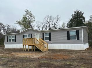 107 E 5th Ave, Pamplico, SC 29583