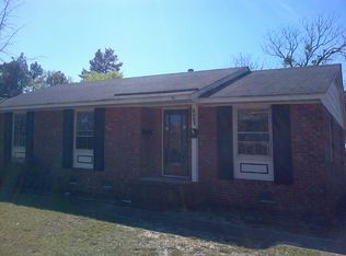 5057 Chesapeake Rd, Fayetteville, NC 28311