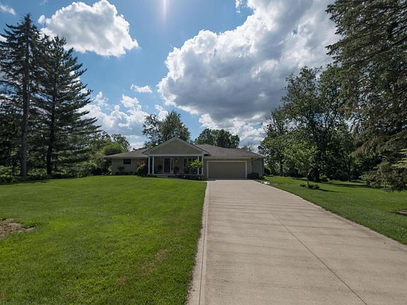 2nd image of 8223 Trails End Dr