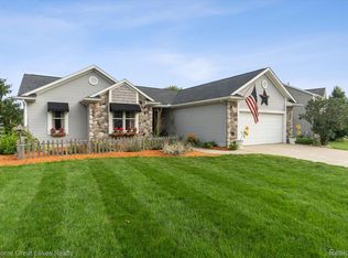 10103 Hunt Dr, Davison, MI 48423