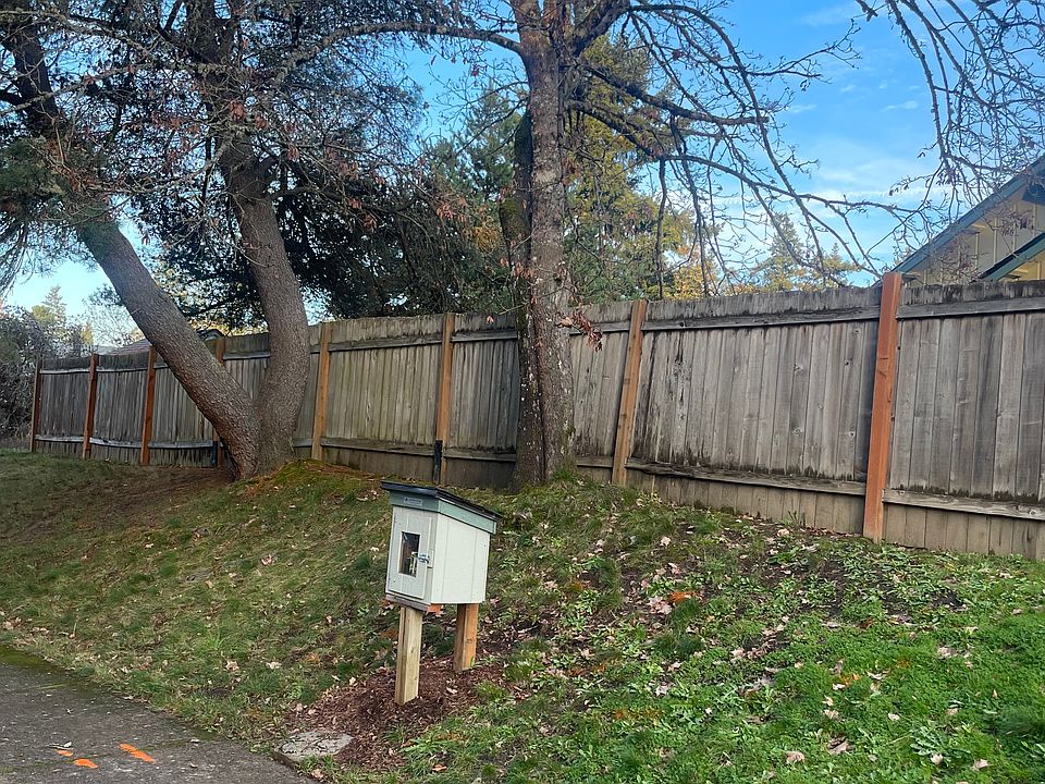 2nd image of 3836 NW Chemult Pl