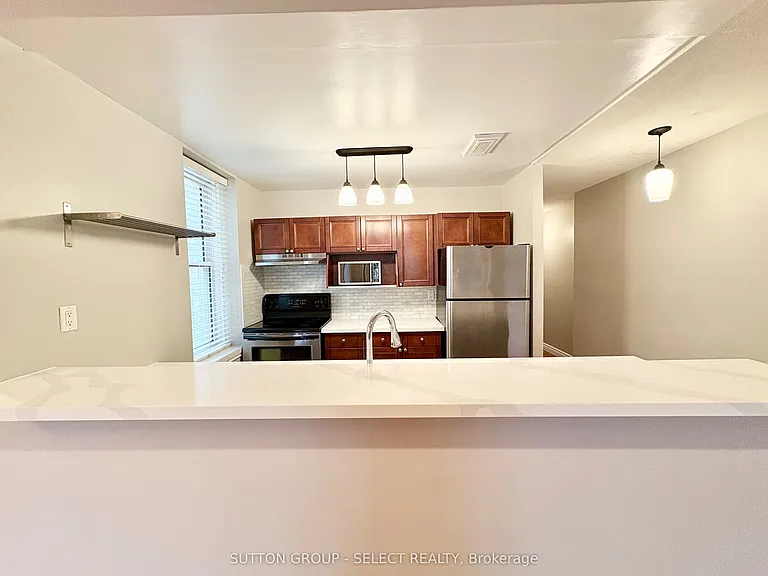 440 Wellington St #103 — Photo 14