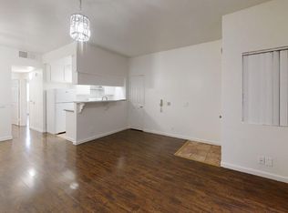 11834 Avon Way APT 105, Los Angeles, CA 90066