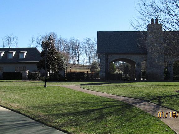 5th image of 3618 Edgewater Way