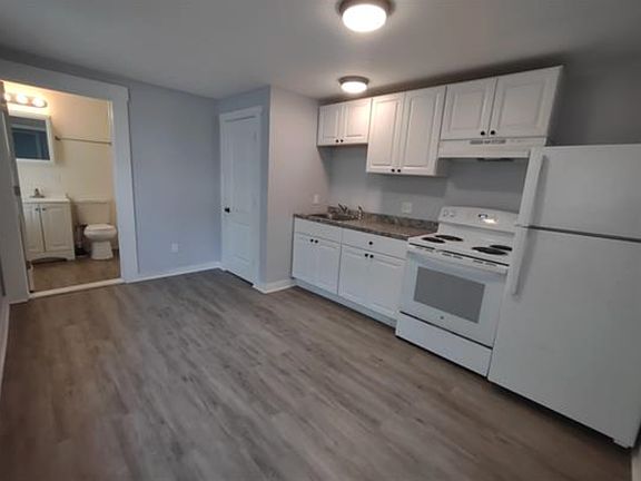 5th image of 9 Merchant St Unit 8