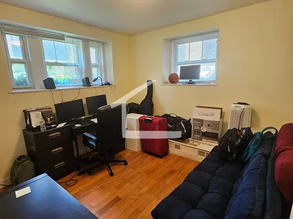 108 Washington St #B, Boston, MA 02135