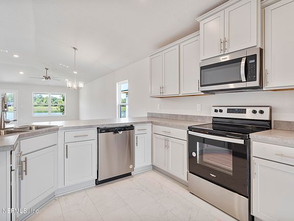 5th image of 8137 AYDON Drive
