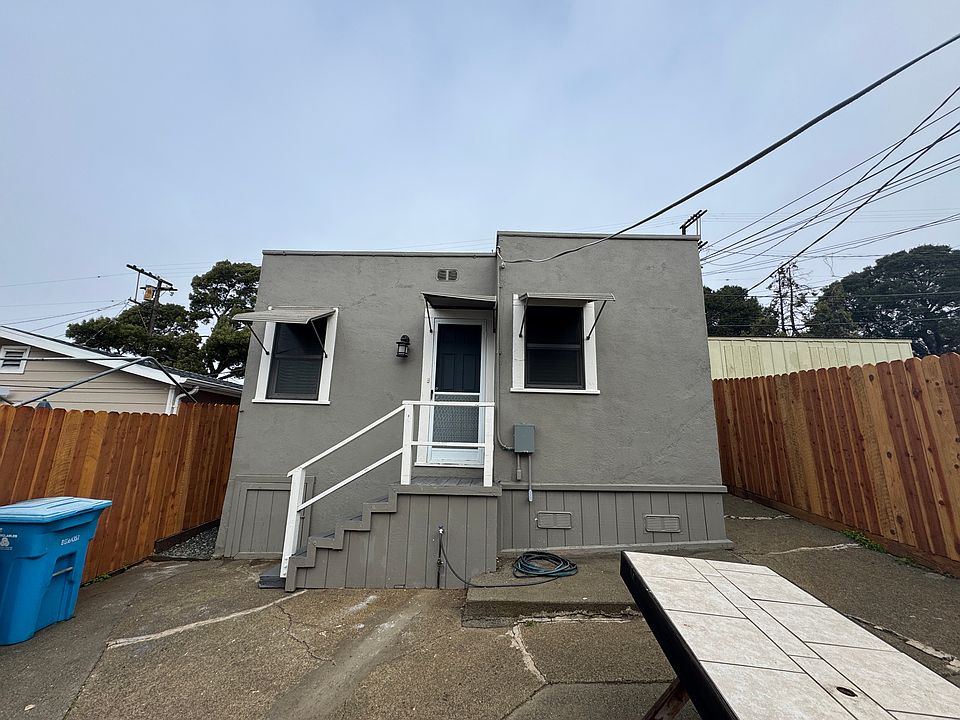 1st image of 318 Capitol St #B
