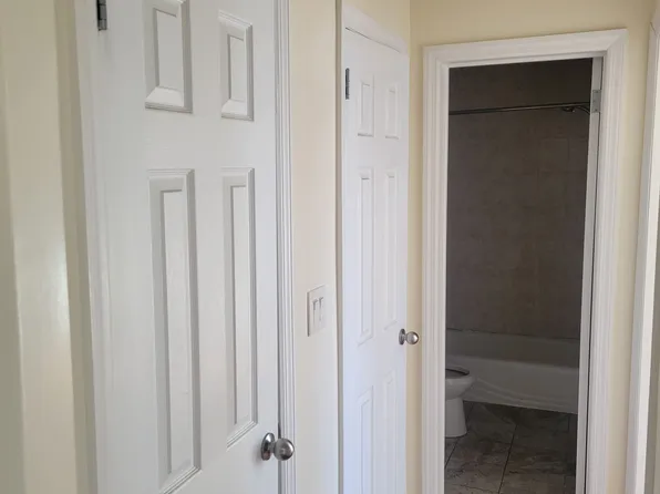 22-37 35th Street image 5 of 8