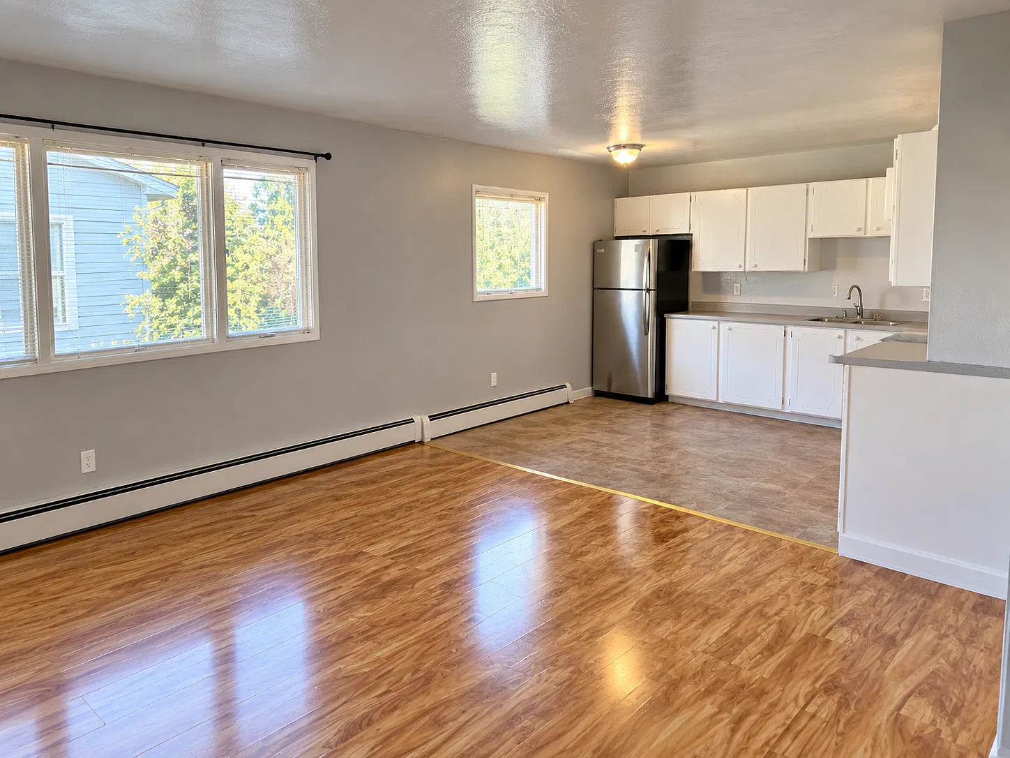 2 bed, 900 sqft, $1,500 — Photo 4