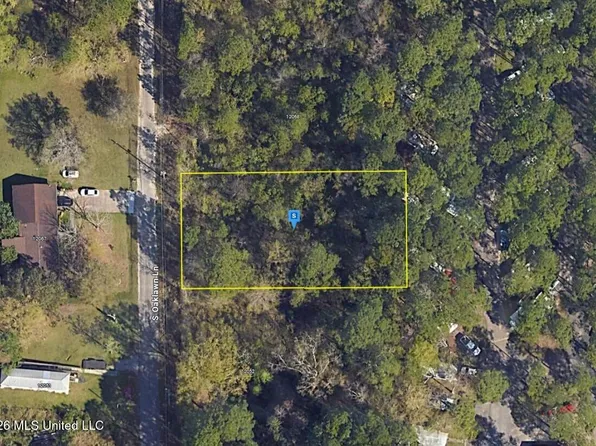 12060 S Oaklawn Ln, Biloxi, MS 39532