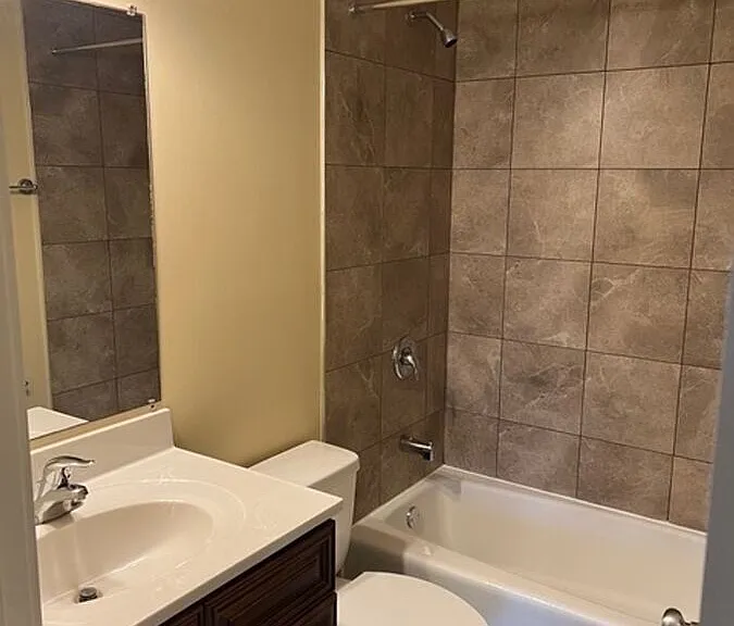 1500 Light Rd #102 — Photo 11