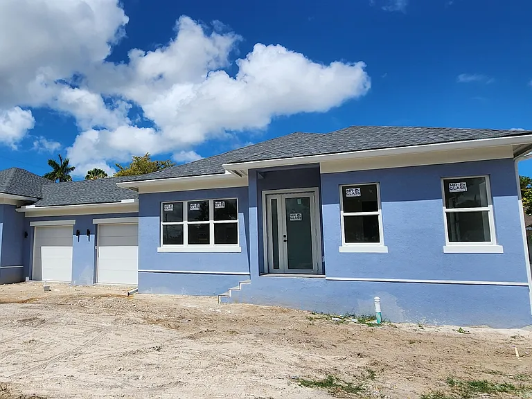 10651 Hampton St — Photo 1