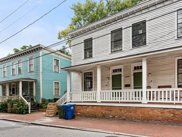 209 Carroll St SE #A1 — Photo 32