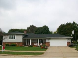 441 S Nebraska Ave, Morton, IL 61550