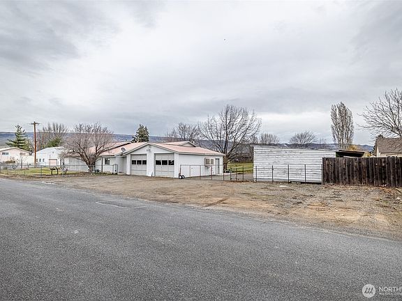 2nd image of 89 S Texas Avenue