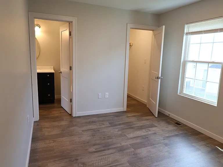 2985 N State Highway 7 — Photo 119