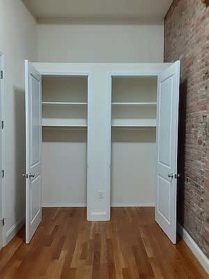 3rd image of 216 E 17th St APT 2R