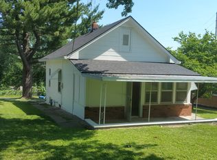 11427 Burton St, Sugar Creek, MO 64054