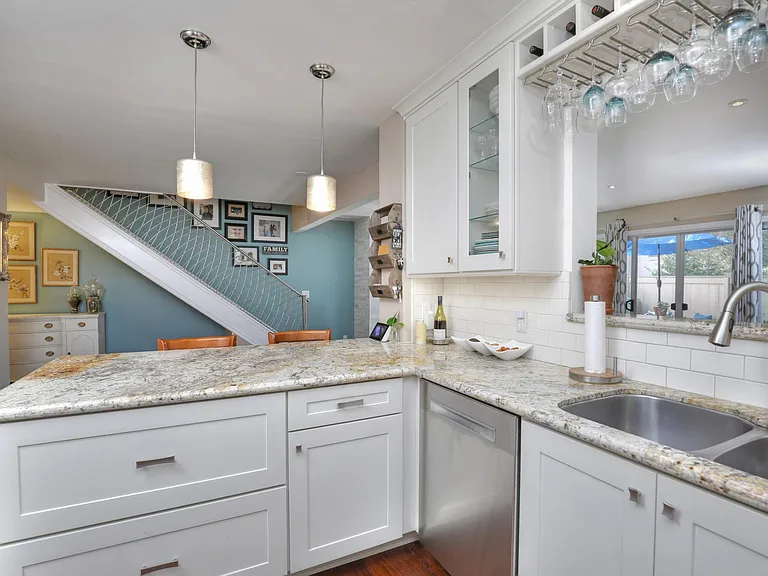 2063 Village Ln — Photo 10