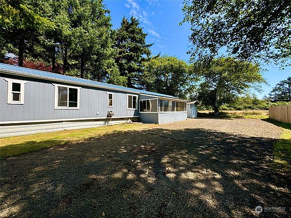 2nd image of 802 S Rain Street