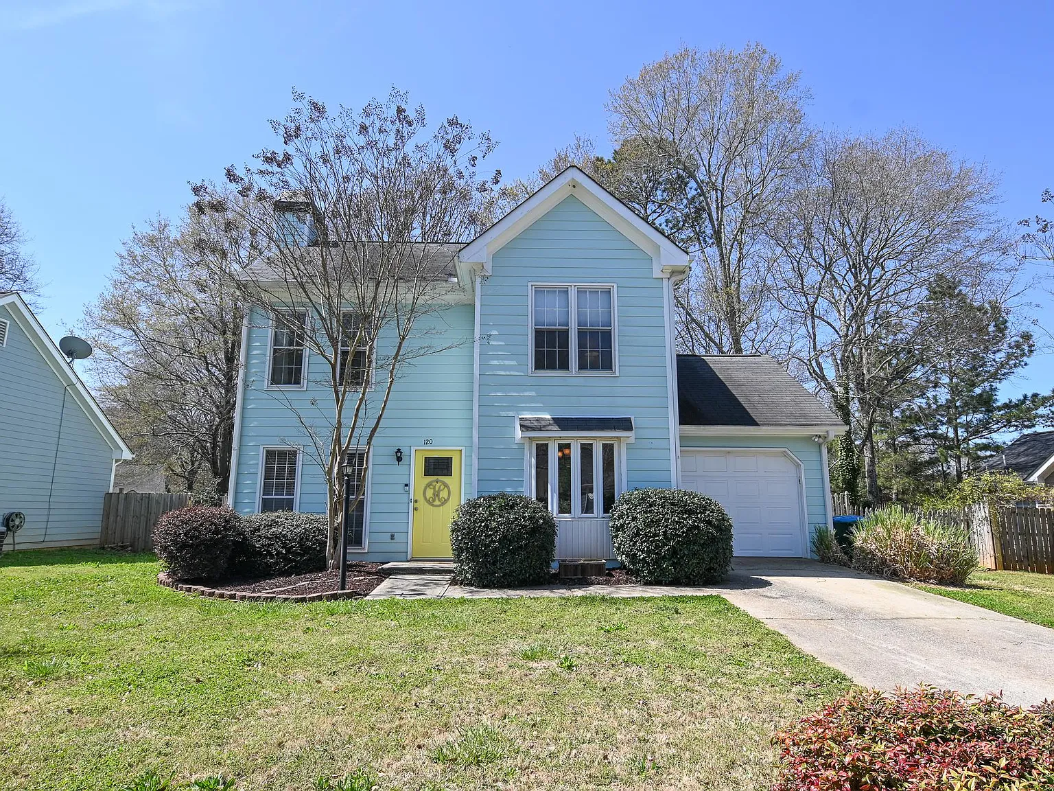 3 bed, 2.5 bath, 1328 sqft, $1,850 — Photo 1