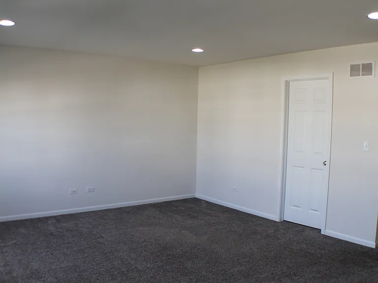 3759 Saint James Ct — Photo 9
