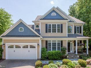407B Lincoln Ave, Falls Church, VA 22046