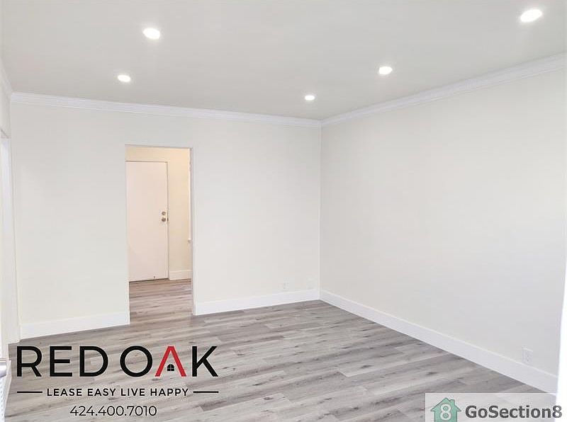 2nd image of 2421 W Vernon Ave #24215