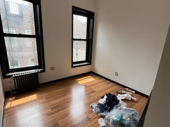 328 East 78th Street image 3 of 5