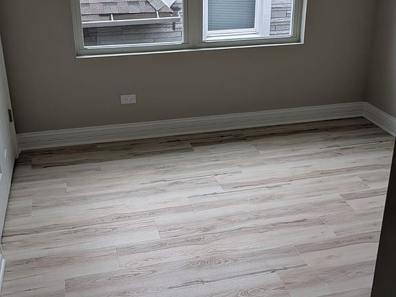 4th image of 1127 N Parkside Ave #2