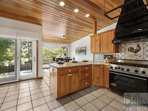 5th image of 3422 54th St W