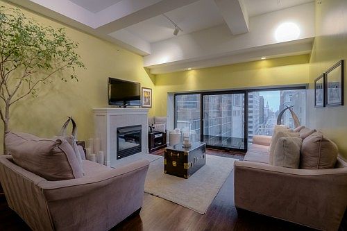 2nd image of 1101 Walnut # 905 St
