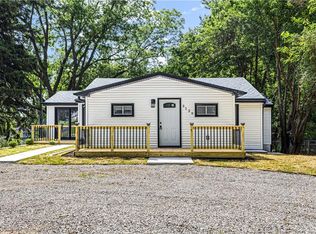 3126 S 29th St, Saint Joseph, MO 64503