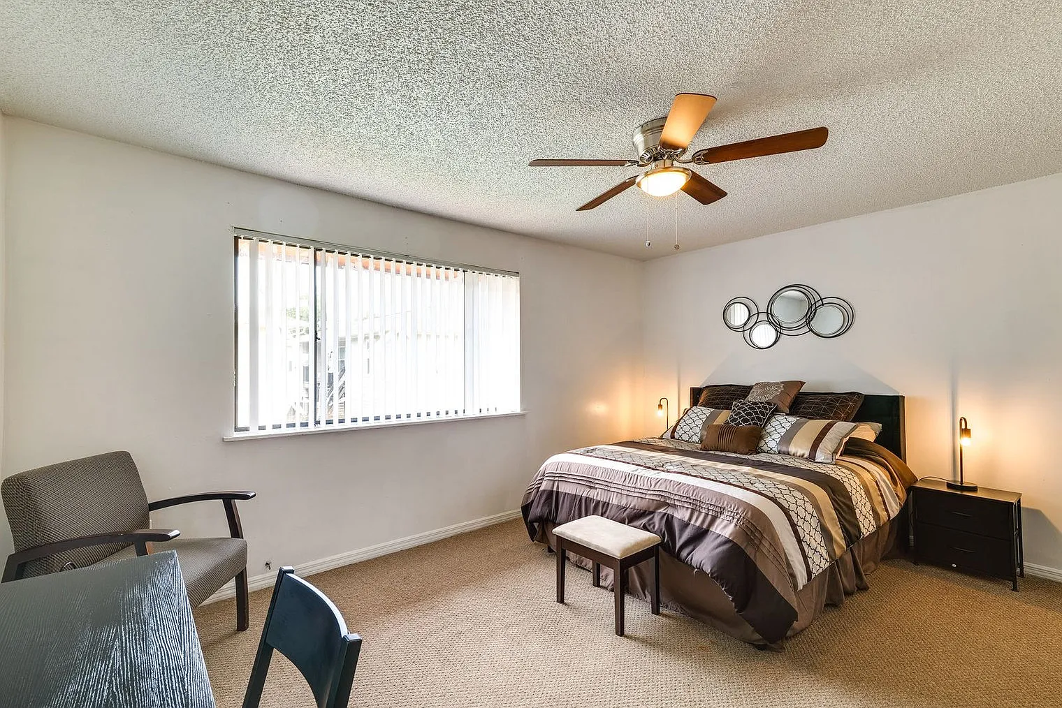 2 bed, 1.0 bath, 1097 sqft, $3,128 — Photo 4