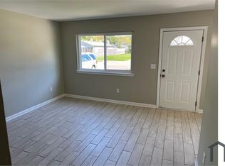 23151 Columbus Ave, Warren, MI 48089