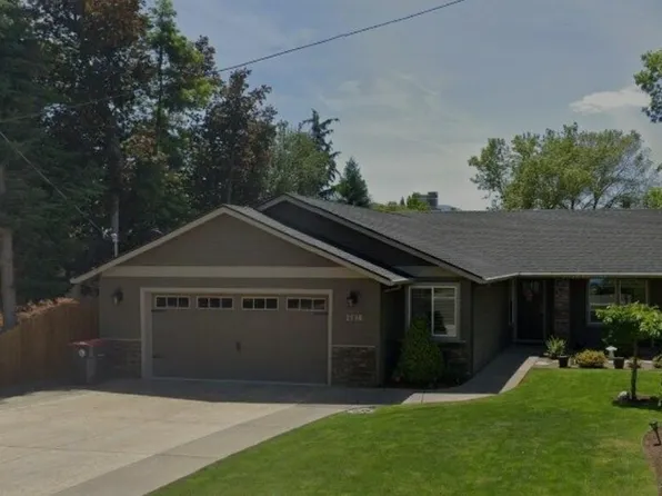 2196 Crestbrook Rd, Medford, OR 97504